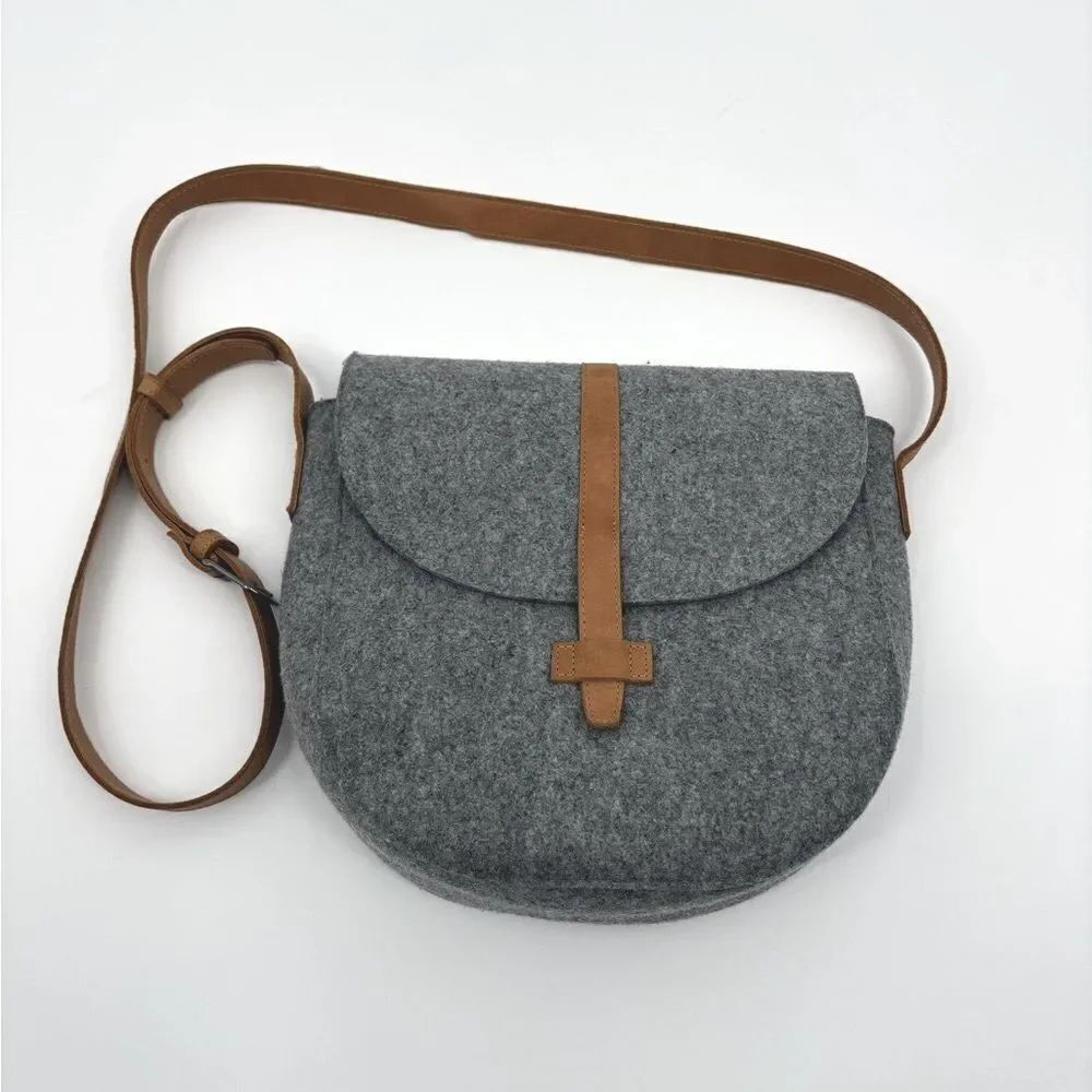 HEARTH & HAND with Magnolia Gray Felted Textile & Tan Leather Crossbody